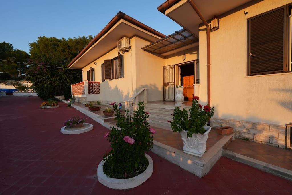 Villa Ada Leporano Extérieur photo