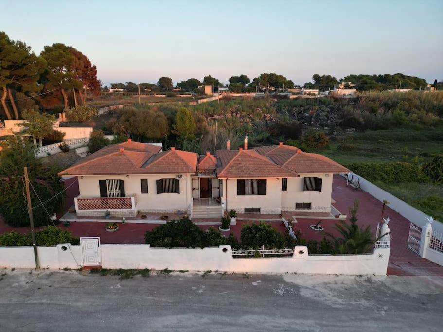 Villa Ada Leporano Extérieur photo
